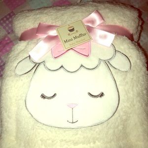 NWT baby blanket by Mini Muffin
